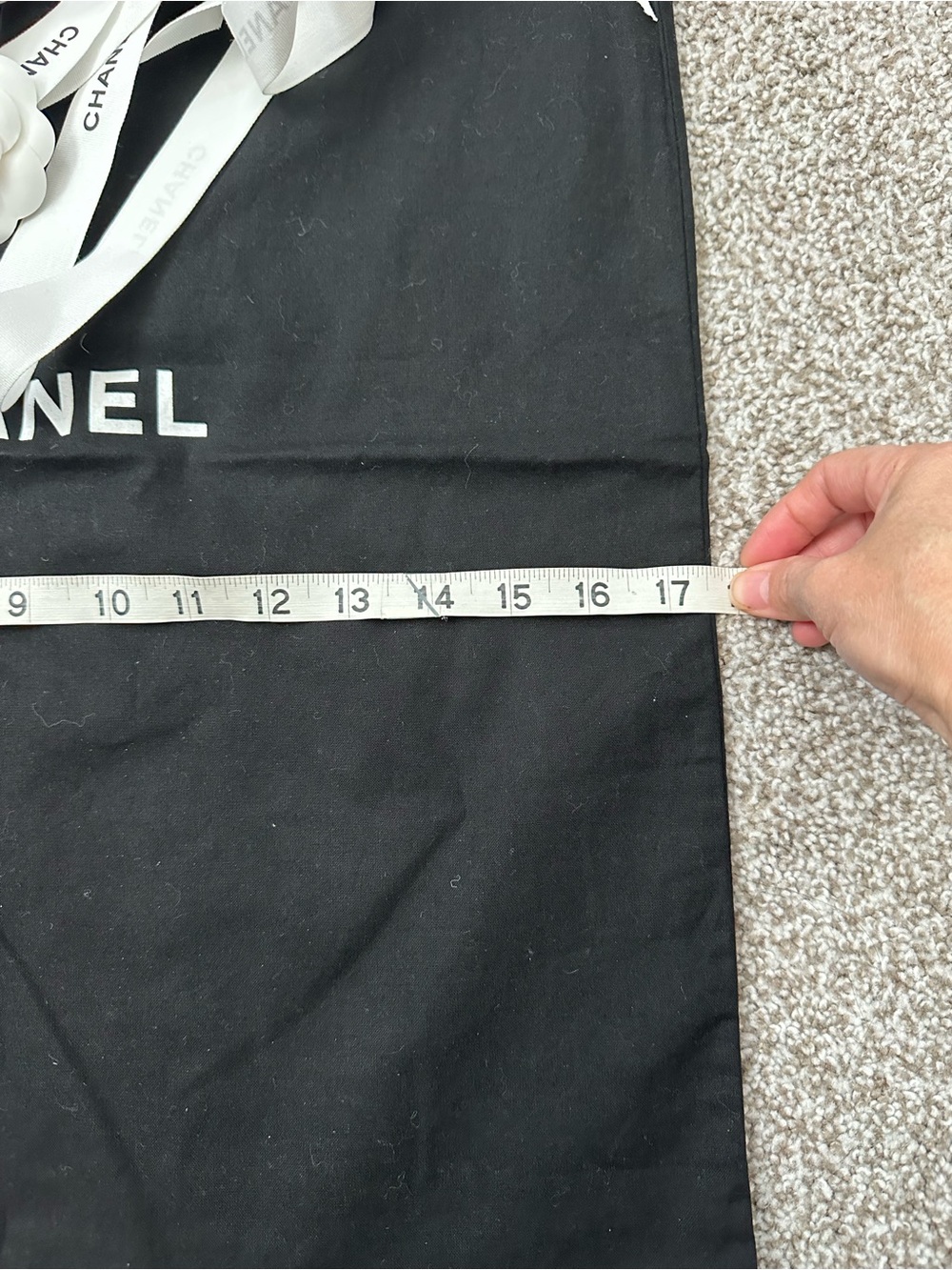 CHANEL Black Dust Bag with White Ribbon & Camellia for large bag - Picture 2 of 11